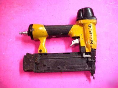 Bostitch tools finish /brad nailer gun BT200 *