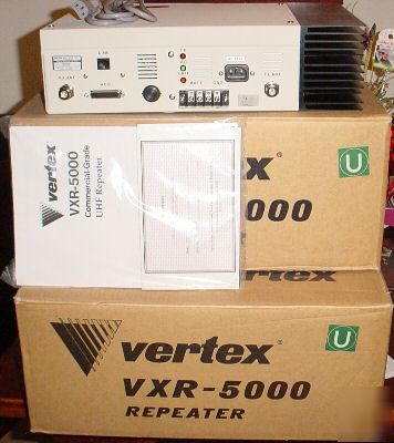 New vertex VXR5000 uhf repeater * *