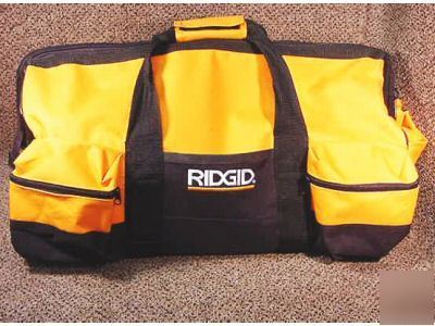 Ridgid 18V 5 piece cordless power tool set n carry bag