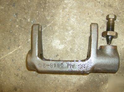 Allis chalmers wd WD45 45 hand clutch throw out saddle