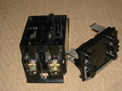 Ite fuse holder #fsp-32 # r-19821 r-1982 30 amp SI013