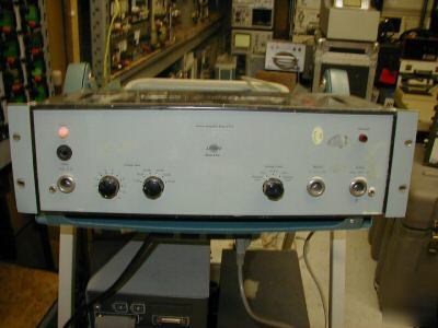 Bruel & kjaer 2713 power amplifier