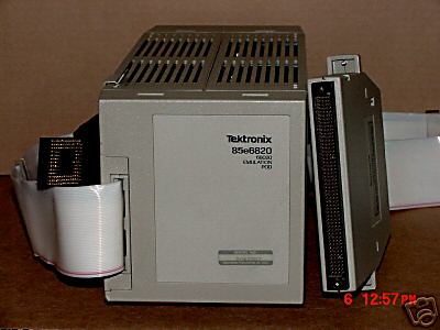 Tektronix 85E6820 68020 emulator 