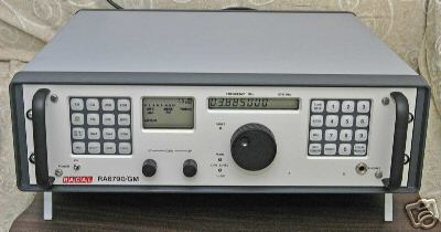 Racal ra-6790/gm receiver in cabinet with vlf proms