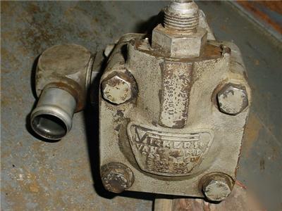 Ford tractor vickers five pump for loader