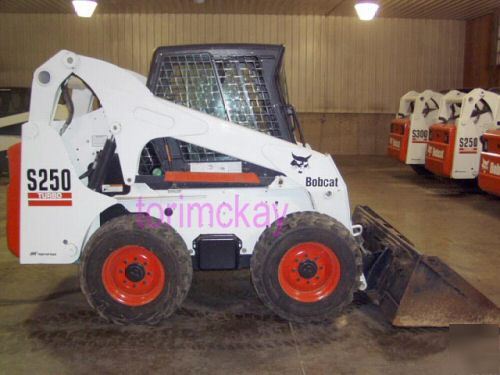New 2004 bobcat S250/cab/heat/ tires/low hours/very nice
