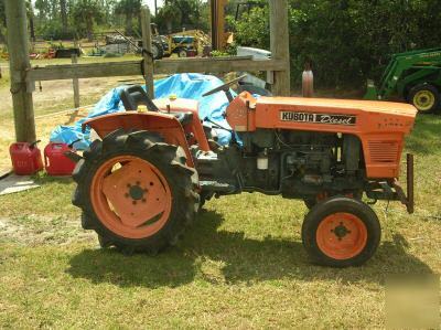 Kubota 3 cyl. diesel tractor 2 wheel drive $2200