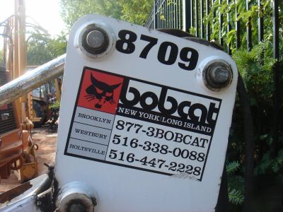Bobcat 8709 bachkhoe skidsteer attachment for 873