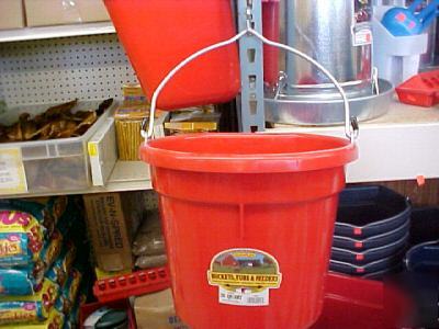Duraflex flatback bucket durable plastic 20 quart nwt