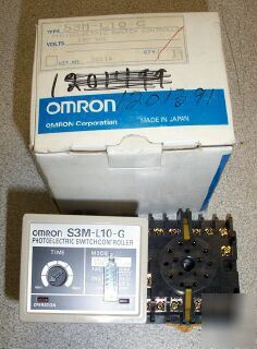 Omron S3M-L10-g photoelectric switch controller ** **