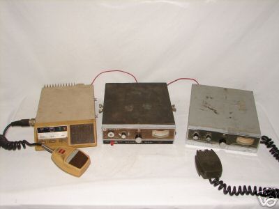 Lot of 3 johnson messenger 323 323-m & rca cb radios 