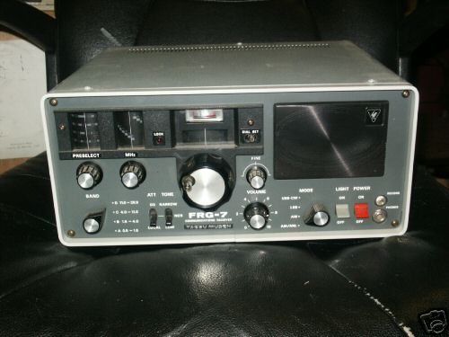 Near mint yaesu frg-7 communications receiver