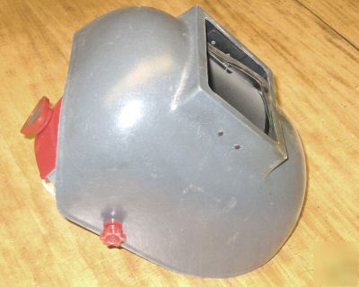 New welsh guard 8200 welding helmet 
