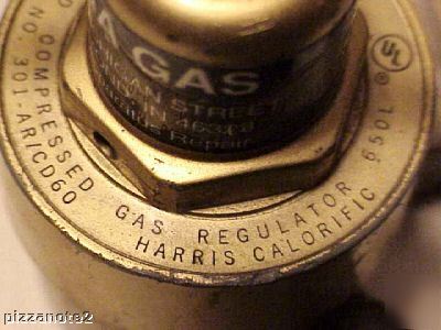Harris regulator model 301 c, lp hp