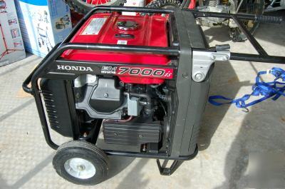 Honda EM7000ISAB generator with remote start/stop 