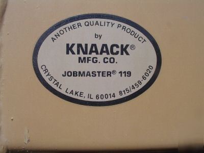 Knaack 119 work station rolling tool box construction 