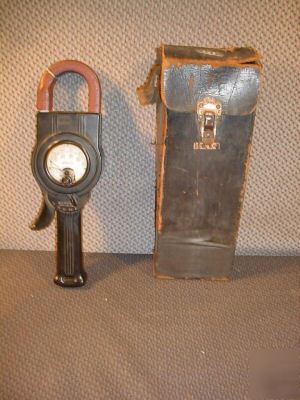 Weston instruments clamp on meter m# 633 A2 type 