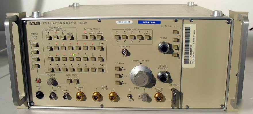 Anritsu MG642A pulse pattern generator signal w/manual