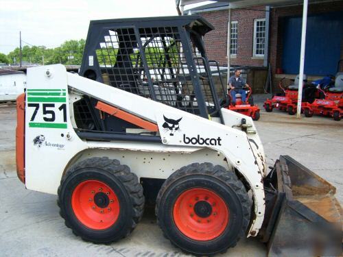 Bobcat 751 skidsteer loader, boom hydraulics w/ 65