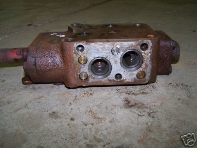 Hydraulic valve for farmall ih 560