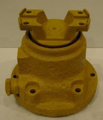 Jd 544/624E 4WD loader front diff housing - R88488