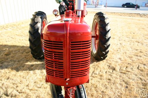 Nice farmall c tractor