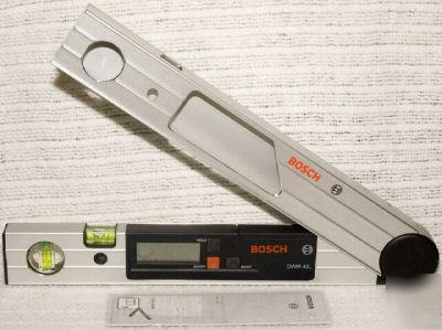 Bosch DWM40L miter finder digital protractor level