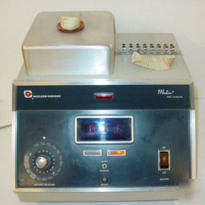 Nuclear-chicago mediac dose calibrator well ion chamber