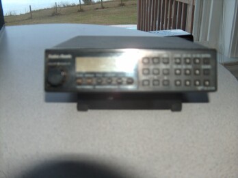 Radio shack pro-2026 100 channel 800MHZ scanner