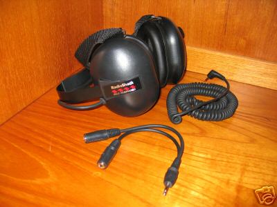 Radio shack pro 89 race scanner w/ race headphones