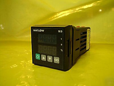Watlow series 93 temperature controller 