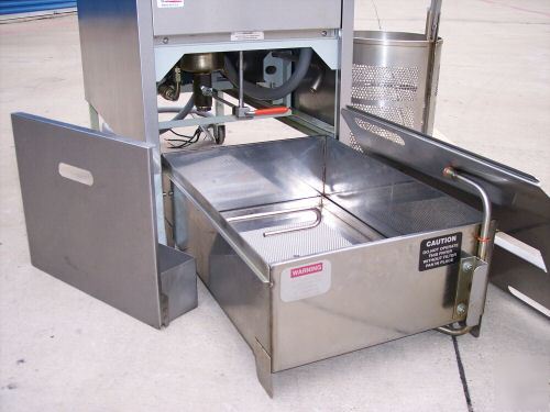 Broaster company electric pressure fryer model 1800 