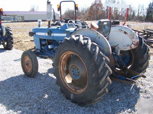 Ford 3000 tractor compare to 8N & 9N solid tractor