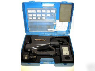 Huskie rec-3510 battery power 12T hydraulic crimper kit