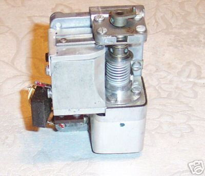 Tuning drive motor for arc-3 transmitter