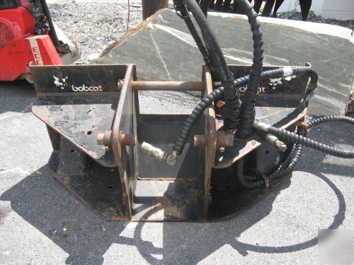 Bobcat hydraulic breaker adapter plate for skid steer