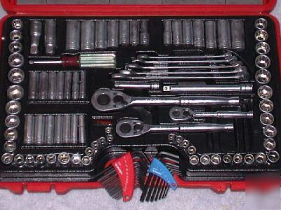 Husky 104 tool tools set sockets ratchets wrenches