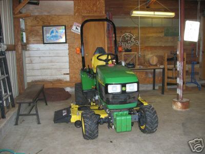 John deere 2210 4X4 tractor