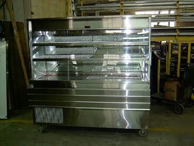Upright refrigerated display case
