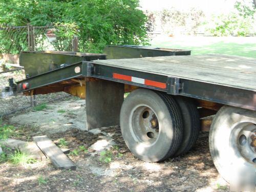 Belshe ts, 22,000# gvw, 29' flatbed equipment trailer