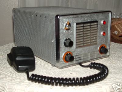 Johnson vintage collectable messenger one cb radio