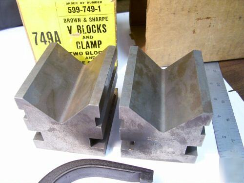 New 2 brown & sharpe 749A vee blocks with one clamp 