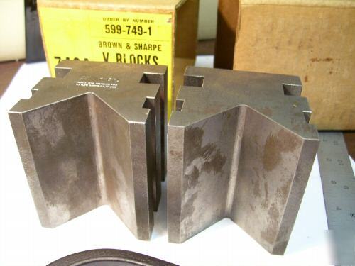 New 2 brown & sharpe 749A vee blocks with one clamp 