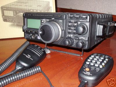 Yaesu ft-897D with dtmf microphone. unused radio. 
