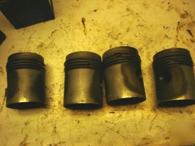 H, W4 farmall set of 4 used pistons #359656-P1