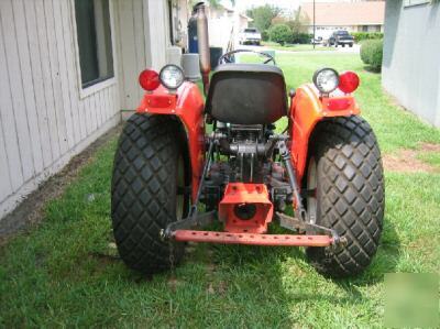 Allis chalmers tractor --diesel -- 5020 -- rotary mower