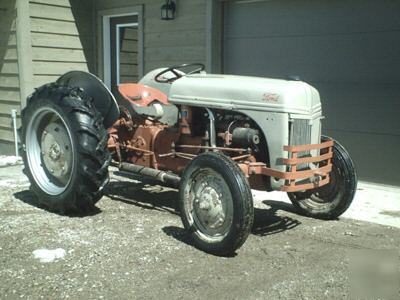 Ford tractor 9N-8N-2N 1939-1942 restored 2 years ago