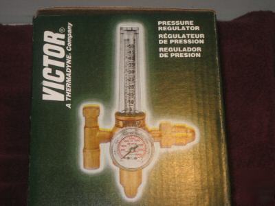 New * HRF2480-320 regulator/flowmeter (victor) 0781-2727
