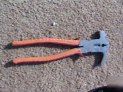 Rubber handle fence pliers 