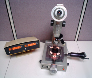 Gaertner scientific M1142 digital measuring microscope